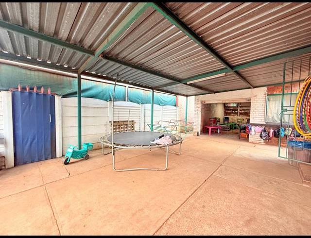 2 BEDROOM HOUSE FOR SALE IN VANDERBIJLPARK CW 6